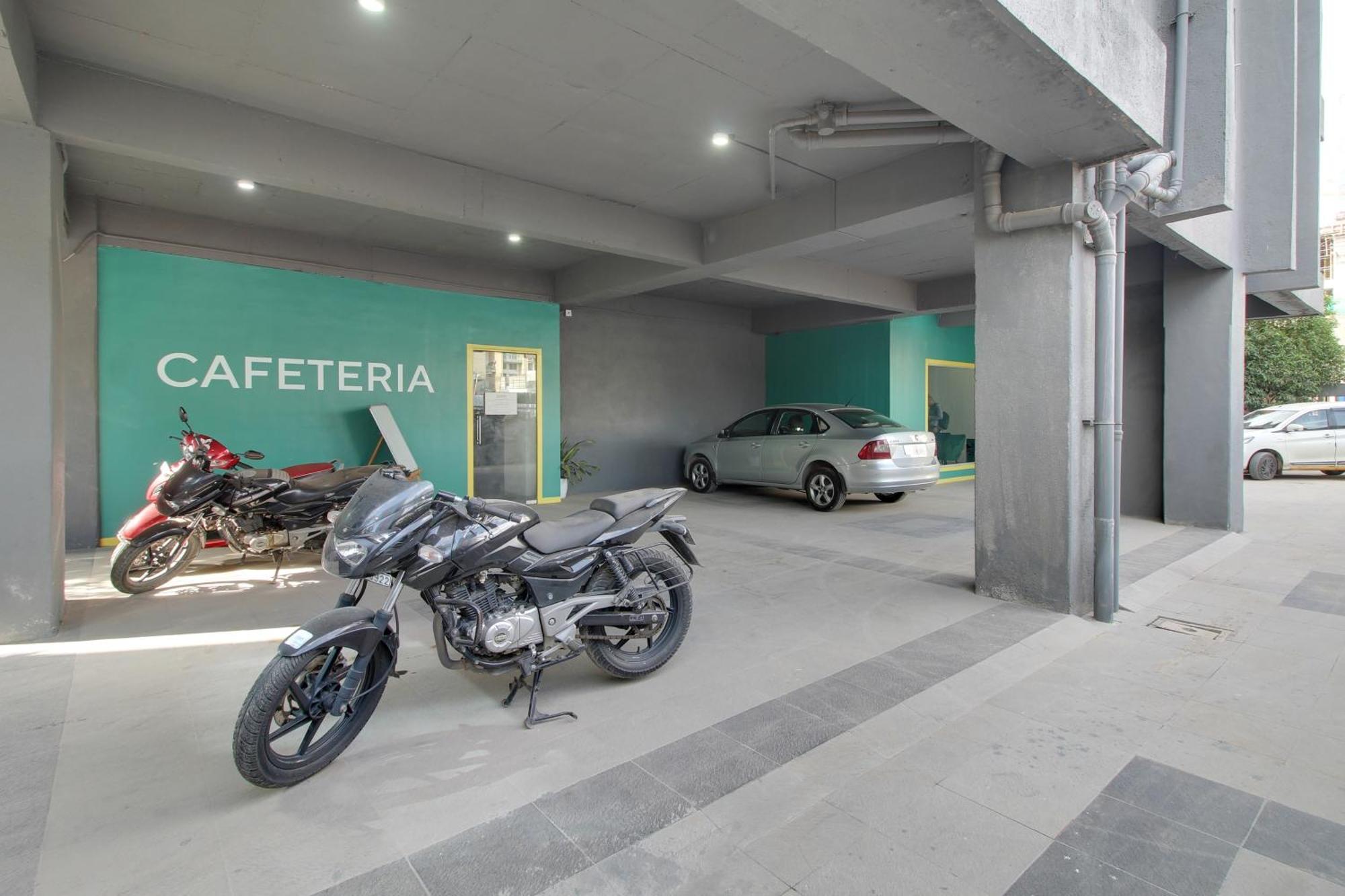 Hotel Super Oyo Townhouse 1237 Balewadi Méribel Village Zewnętrze zdjęcie