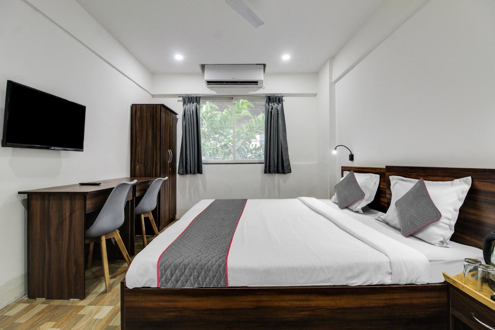 Hotel Super Oyo Townhouse 1237 Balewadi Méribel Village Zewnętrze zdjęcie